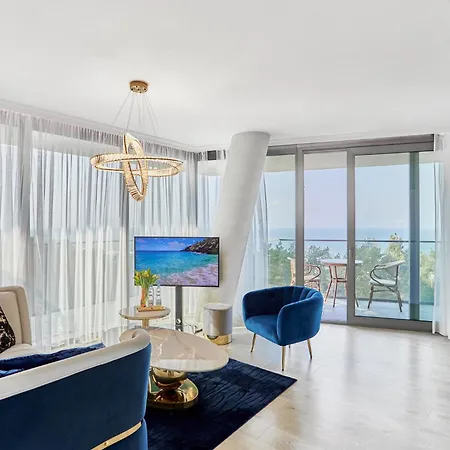 Wave - Aurum Ii - Front Sea View *